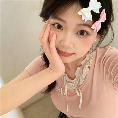 女机械人